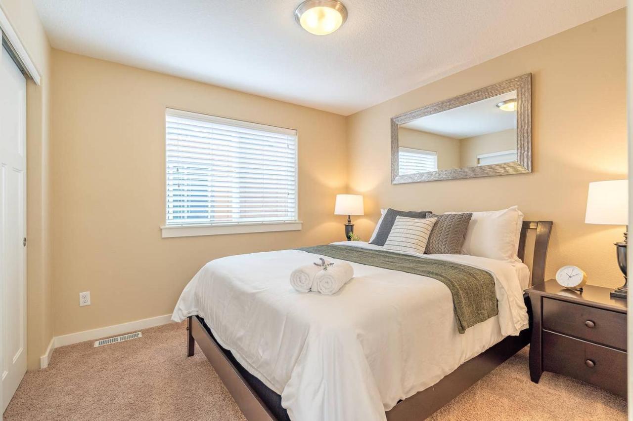Modern Home, Four Bedrooms, King Beds Tigard Εξωτερικό φωτογραφία